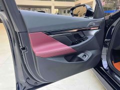 BMW 5 Series 530Li Premier M Sport Package - ფოტო 10