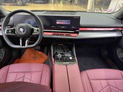 BMW 5 Series 530Li Premier M Sport Package - ფოტო 13