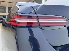BMW 5 Series 530Li Premier M Sport Package - ფოტო 8