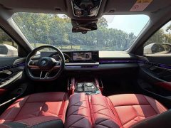 BMW 5 Series 530Li Luxury M Sport Package - ფოტო 5