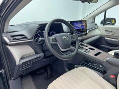 Toyota Sienna 2.5L Hybrid Comfort Edition - ფოტო 13