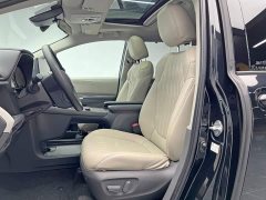 Toyota Sienna 2.5L Hybrid Comfort Edition - ფოტო 14