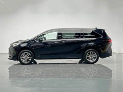 Toyota Sienna 2.5L Hybrid Comfort Edition - ფოტო 3