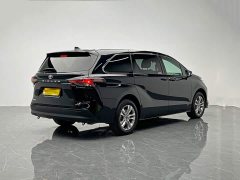 Toyota Sienna 2.5L Hybrid Comfort Edition - ფოტო 6