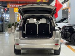 Li Auto L9 Ultra - ფოტო 6