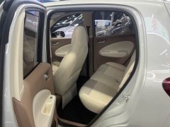 Wuling Hongguang MINIEV Fourth Generation Four-Door Advanced Edition - ფოტო 8