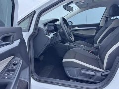 Volkswagen Golf 2021 280TSI DSG 30th Anniversary Edition - ფოტო 7
