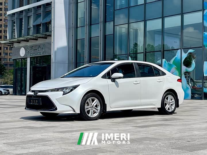 Toyota Corolla 1.8L CVT Luxury
