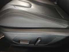 Hyundai Elantra 1.5L CVT Luxury - ფოტო 10