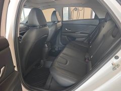 Hyundai Elantra 1.5L CVT Luxury - ფოტო 4