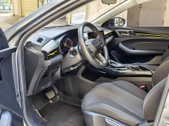 SAIC MG i5 2021 1.5L CVT Diamond Edition - ფოტო 8