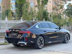 BMW 5 Series 530Li Luxury M Sport Package - ფოტო 16