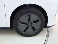 Li Auto i8 2025 Standard Edition - ფოტო 9