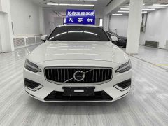 Volvo S60 2023 B4 Smart Luxury Edition - ფოტო 2
