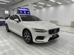 Volvo S60 2023 B4 Smart Luxury Edition - ფოტო 3