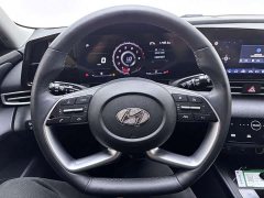 Hyundai Elantra 2022 1.5L CVT Luxury - ფოტო 17