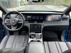 Li Auto ONE Extended Range 6-Seater - ფოტო 5