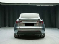 Tesla Model Y Rear-Wheel Drive - ფოტო 5