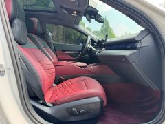 BMW 5 Series 530Li Luxury M Sport Package - ფოტო 10