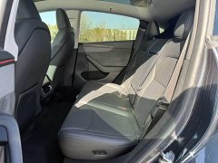 Tesla Model Y Rear-Wheel Drive - ფოტო 6