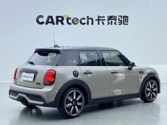 BMW MINI Facelift 2.0T COOPER S Artist Five-Door - ფოტო 12