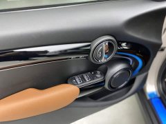 BMW MINI Facelift 2.0T COOPER S Artist Five-Door - ფოტო 17