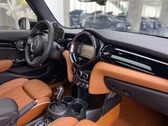 BMW MINI Facelift 2.0T COOPER S Artist Five-Door - ფოტო 19