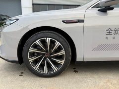 FAW Hongqi H7 PHEV 210 AWD Smart Hybrid Edition - фото 5