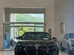 BMW 7 Series 2023 735Li M Sport Package - ფოტო 6