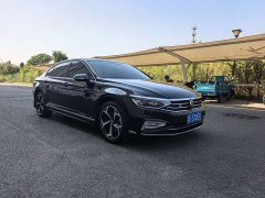 Volkswagen Magotan 2 Million Units Celebration Edition 330TSI DSG Luxury - ფოტო 3