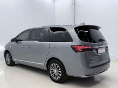 Buick GL8 Land Business Class 652T Premium - ფოტო 15