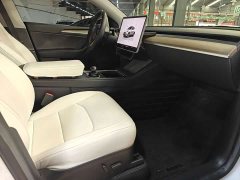 Tesla Model Y Rear-Wheel Drive - ფოტო 5