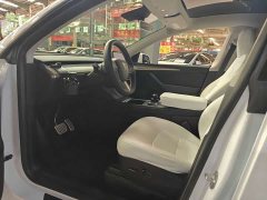 Tesla Model Y Rear-Wheel Drive - ფოტო 8