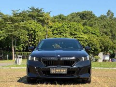 BMW 5 Series Facelift 530Li Premier M Sport Package - ფოტო 2