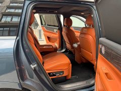AITO M9 Extended Range Ultra 42kWh 6-Seater - ფოტო 14