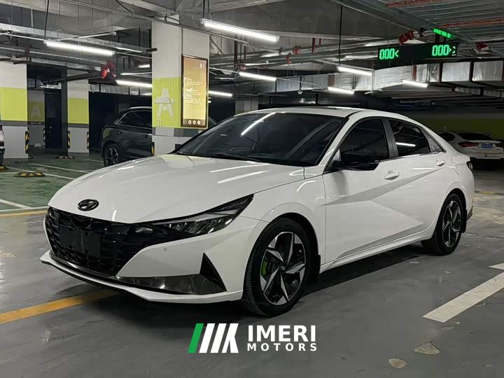 Hyundai Elantra 1.5L CVT Luxury - ავტომობილი ჩინეთიდან
