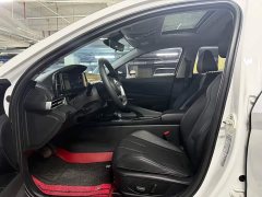 Hyundai Elantra 1.5L CVT Luxury - ფოტო 6