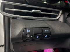 Hyundai Elantra 1.5L CVT Luxury - ფოტო 9