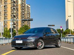Volkswagen Golf GTI 2023 380TSI DSG GTI - ფოტო 1