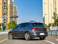 Volkswagen Golf GTI 2023 380TSI DSG GTI - ფოტო 14