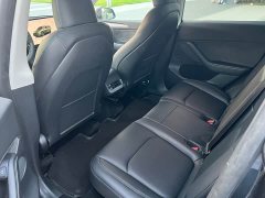 Tesla Model Y Rear-Wheel Drive - ფოტო 10