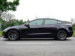 Tesla Model 3 Rear-Wheel Drive - ფოტო 3
