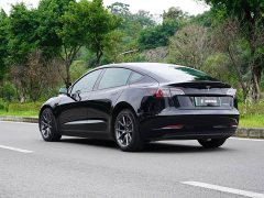 Tesla Model 3 Rear-Wheel Drive - ფოტო 4