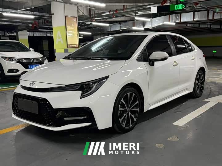 Toyota Corolla 1.8L CVT Sport - ავტომობილი ჩინეთიდან