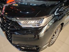Honda Odyssey 2.0L e:HEV Luxury - ფოტო 14
