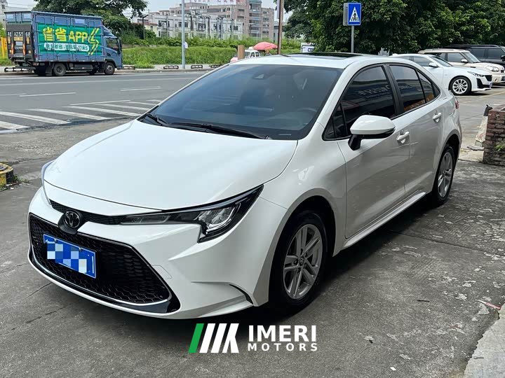 Toyota Corolla 1.8L CVT Luxury