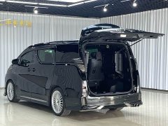 Toyota Vellfire 2021 Crown Hybrid 2.5L HV Luxury Edition - ფოტო 8