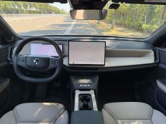 Volvo XC70 Plug-in Hybrid 2026 AWD Extended Range Core - ფოტო 6