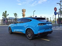 Ford Mustang Mach-E 2021 GT - ფოტო 9