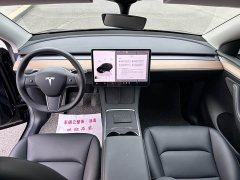 Tesla Model Y Rear-Wheel Drive - ფოტო 7